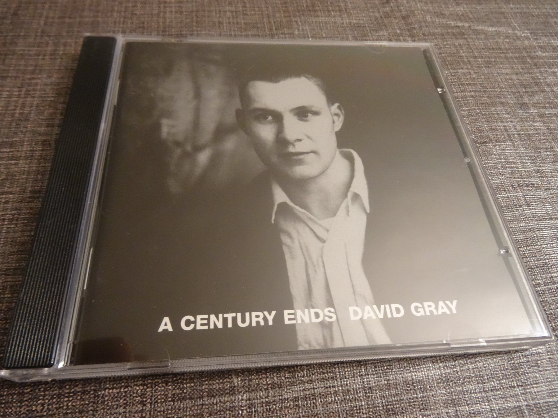 CD: David Gray - A Century Ends - CD – Usato da Olten venduto da Disc-Ausverkauf