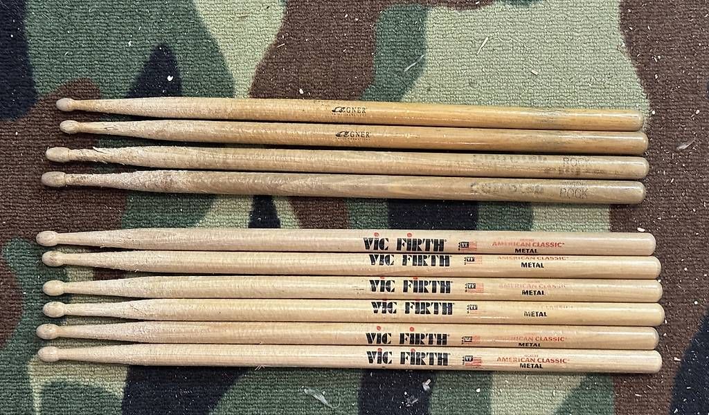 Musikinstrumente: Drum Sticks – Gebraucht aus Balgach von Psalty 2