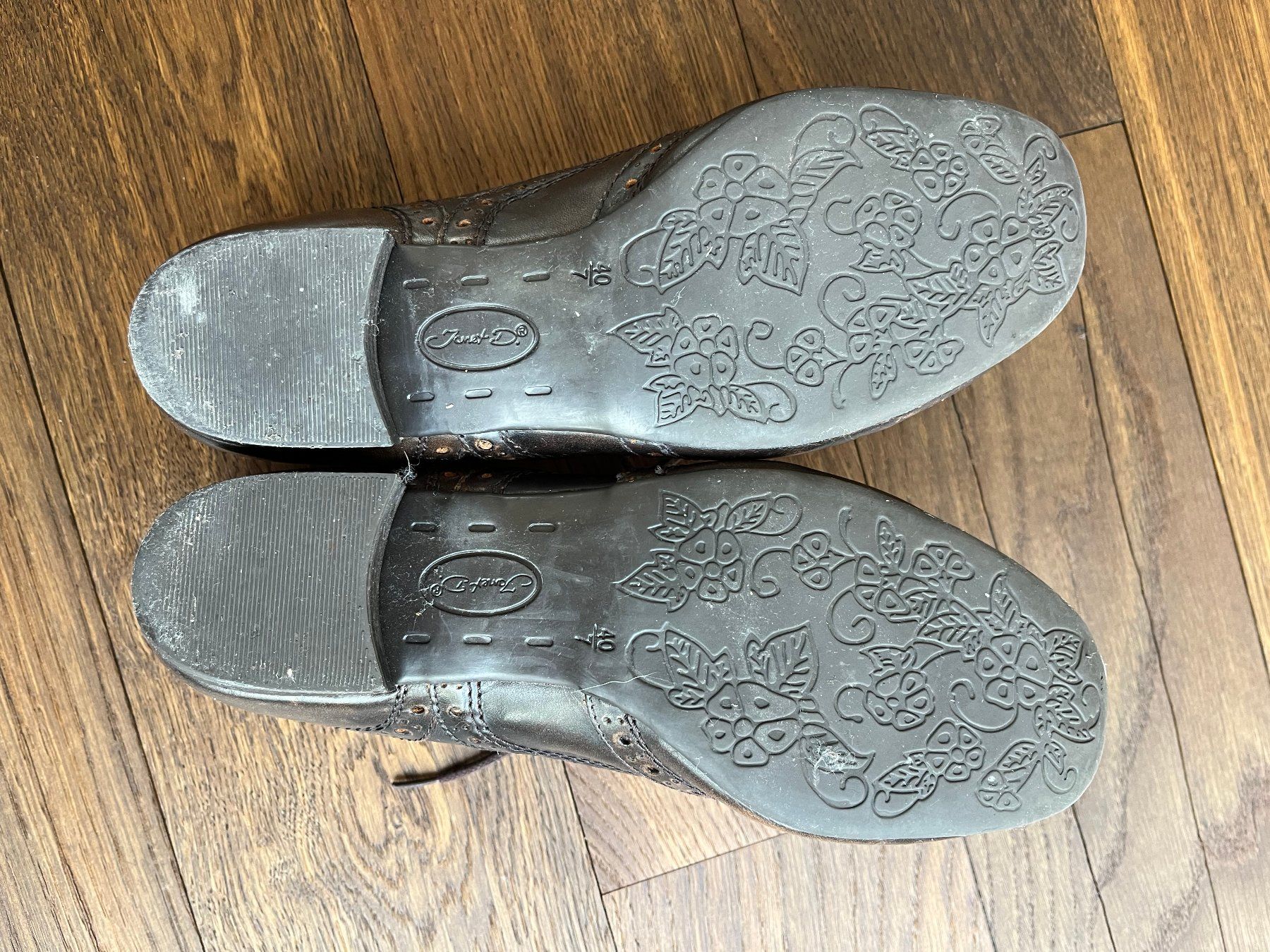 Scarpe da donna: Halbschuhe braun Leder Gr. 40 Schuhe – Usato da Affoltern am Albis venduto da Blackrhythm 5