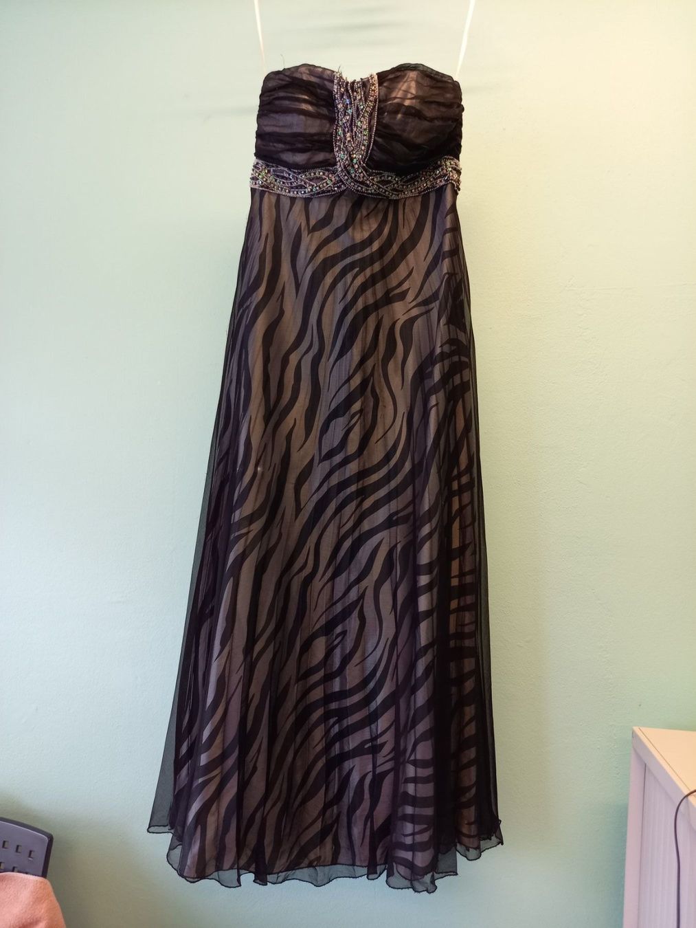Vestiti: DAMEN  ABENDKLEID – Usato da Uster venduto da flocke1