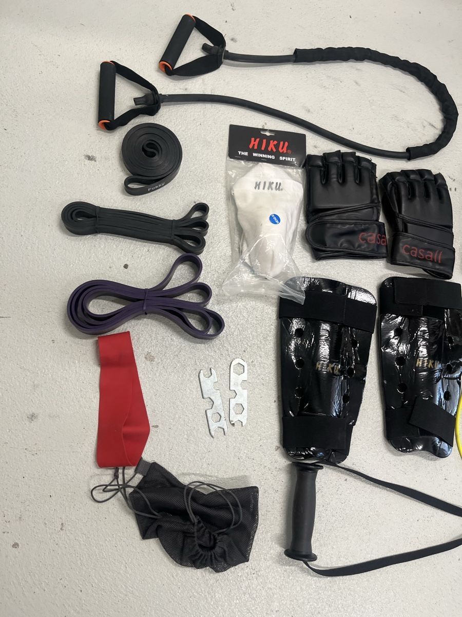 Hometrainer: Kampfsport Trainings Set – Usato da Würenlos venduto da jam_mv8g 2