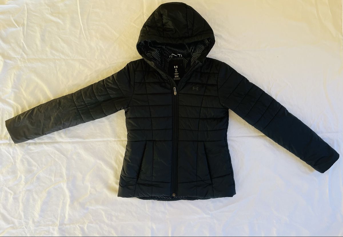 Under Armour Giacche: Under Armour Damen Jacke XS – Nuovo (secondo la descrizione) da Davos Platz venduto da Infinity795 1