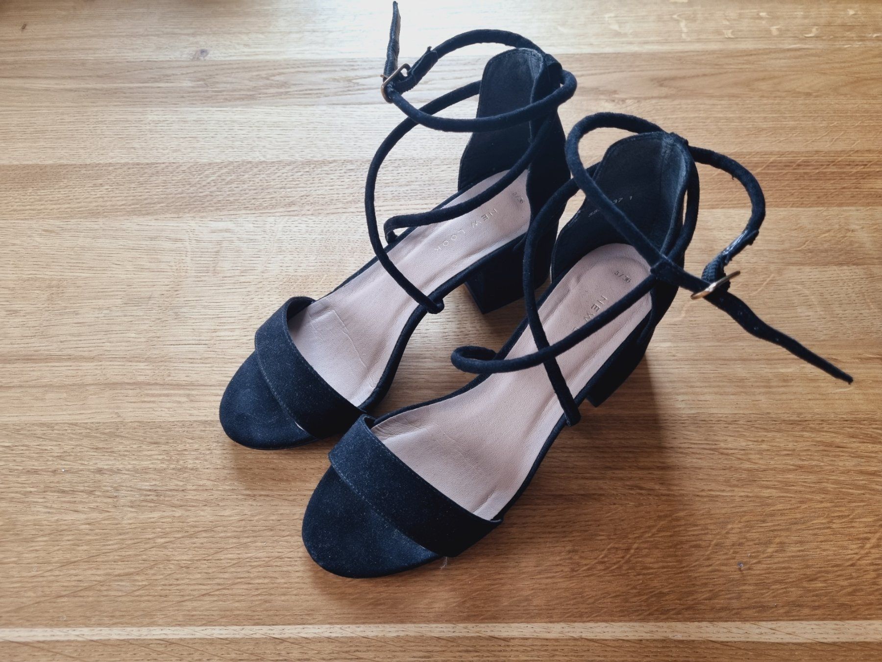 New Look Damenschuhe: Damensandalen, New Look, Gr.36 – Gebraucht aus Uetikon am See von Zimetstern1.0 1