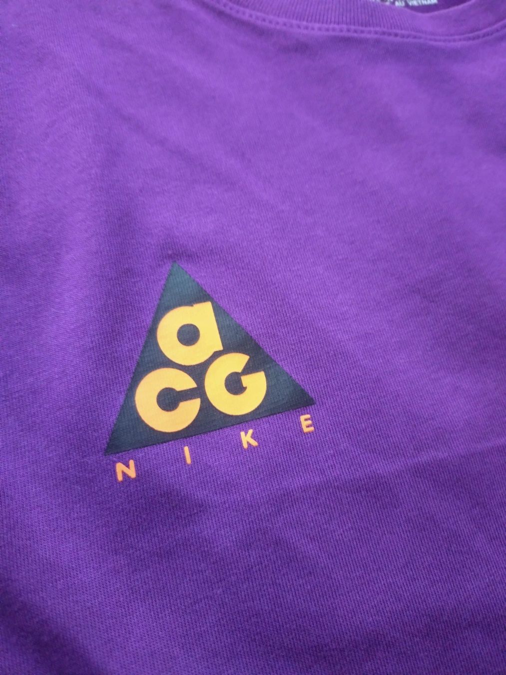 Nike T-shirt: Nike ACG T-shirt Purple Nice shape – Usato da Farvagny-le-Grand venduto da LaCaverne 3