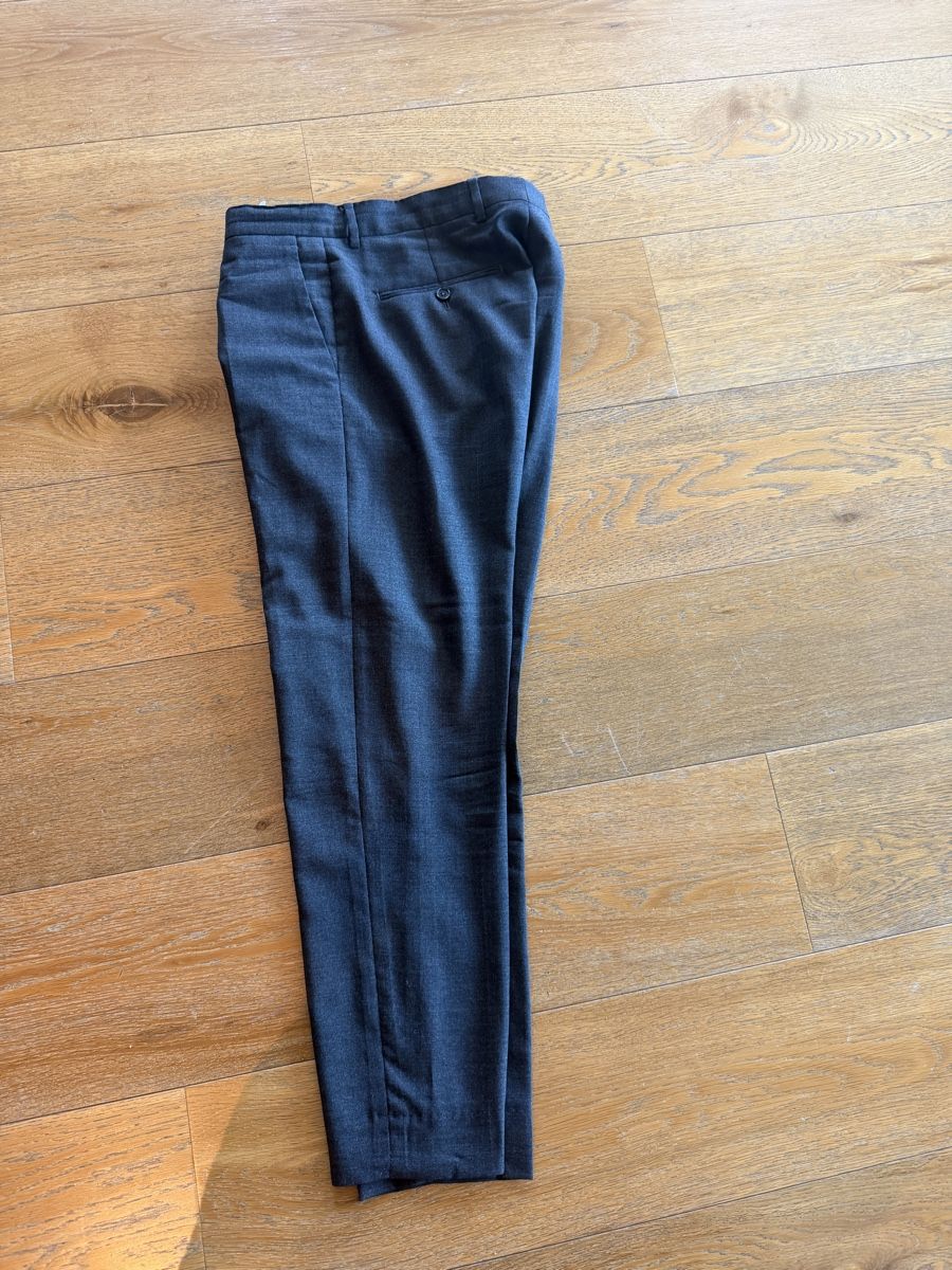 Acne Studios Hosen: Acne Studios Herrenhose grau GR 46 – Gebraucht aus Schindellegi von Poshanna 1