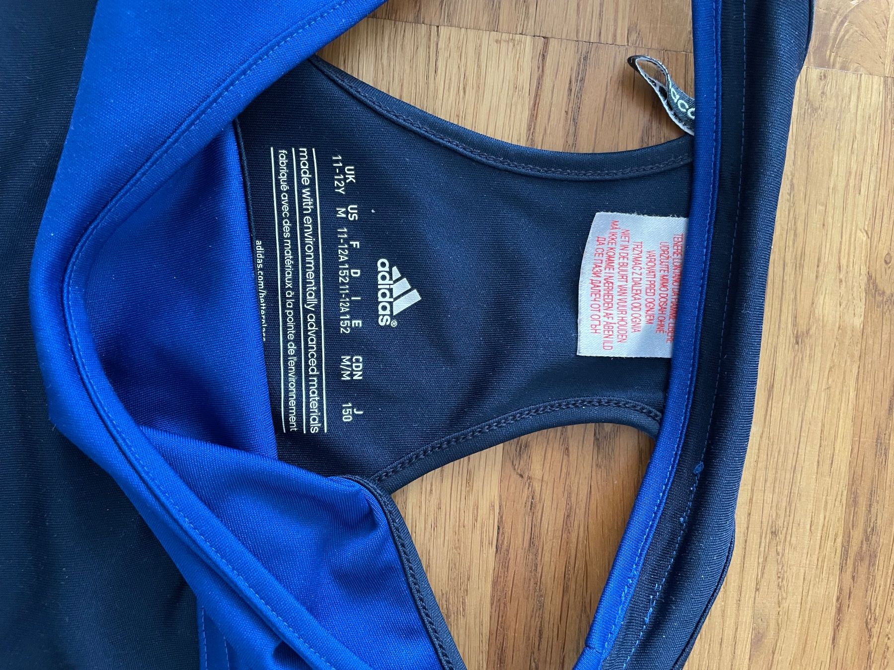 Chemises, T-shirts & Polos: Adidas Retro tank top – D'occasion à Männedorf par bluebird35 1