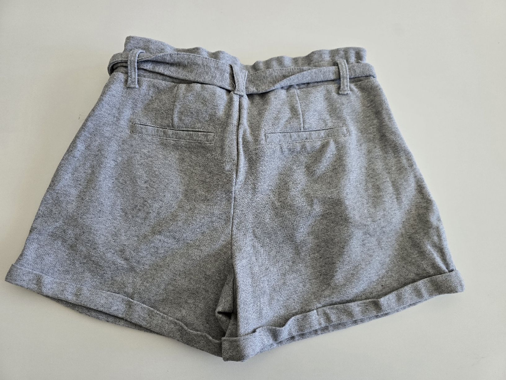Okaidi Pantaloni: Shorts grau Okaïdi Gr. 158 – Usato da Arisdorf venduto da slangel 1