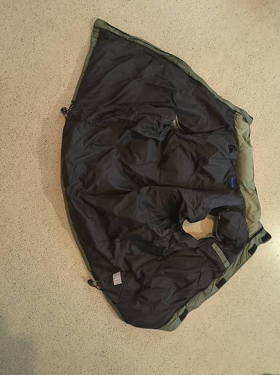 Gilet & Giacche: Daunen Gilet – Usato da Au SG venduto da hac_sn68