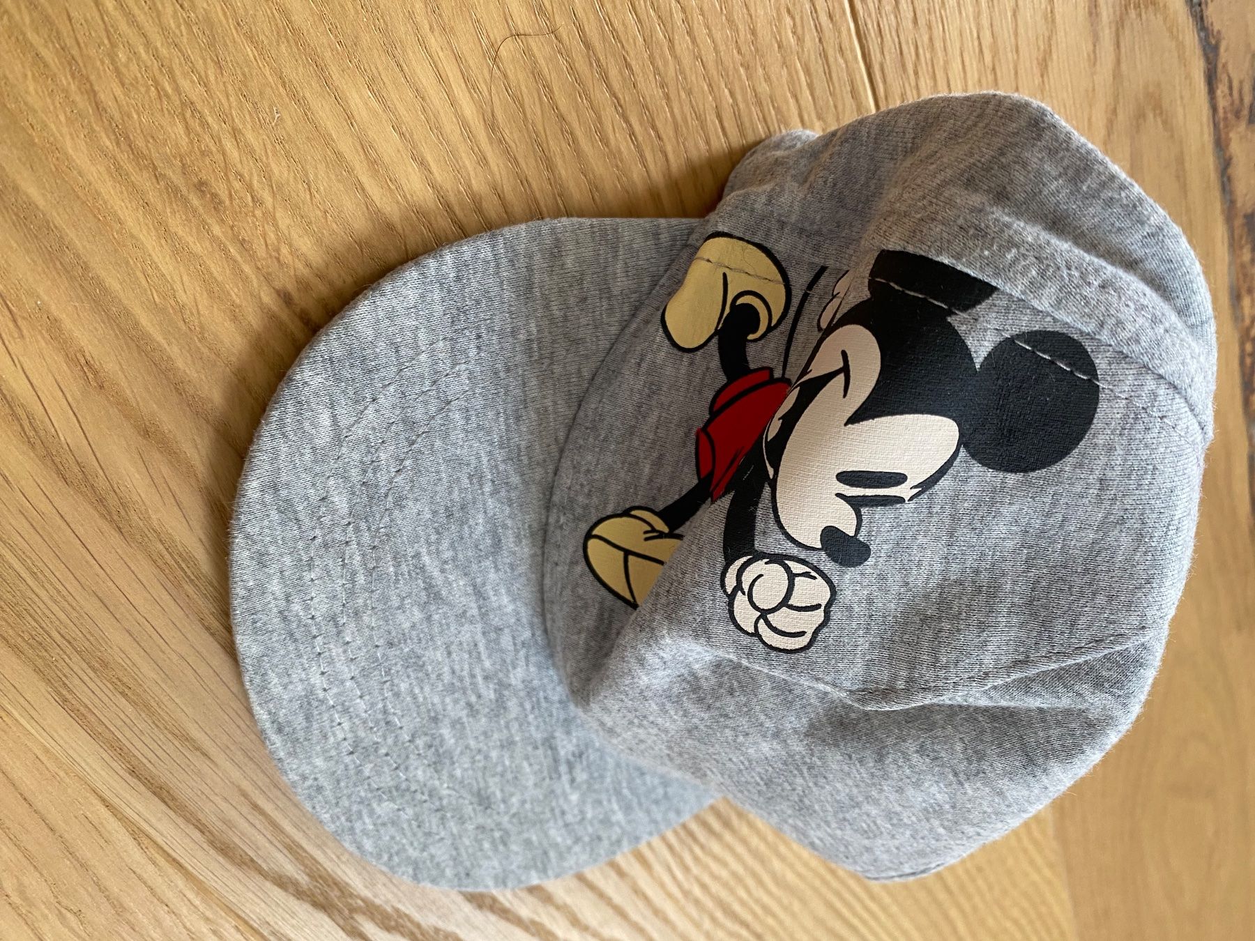 Disney Altro abbigliamento per bambino: Mickey Dächlihut Baby 74 – Usato da Trachslau venduto da M_Schmid81 1