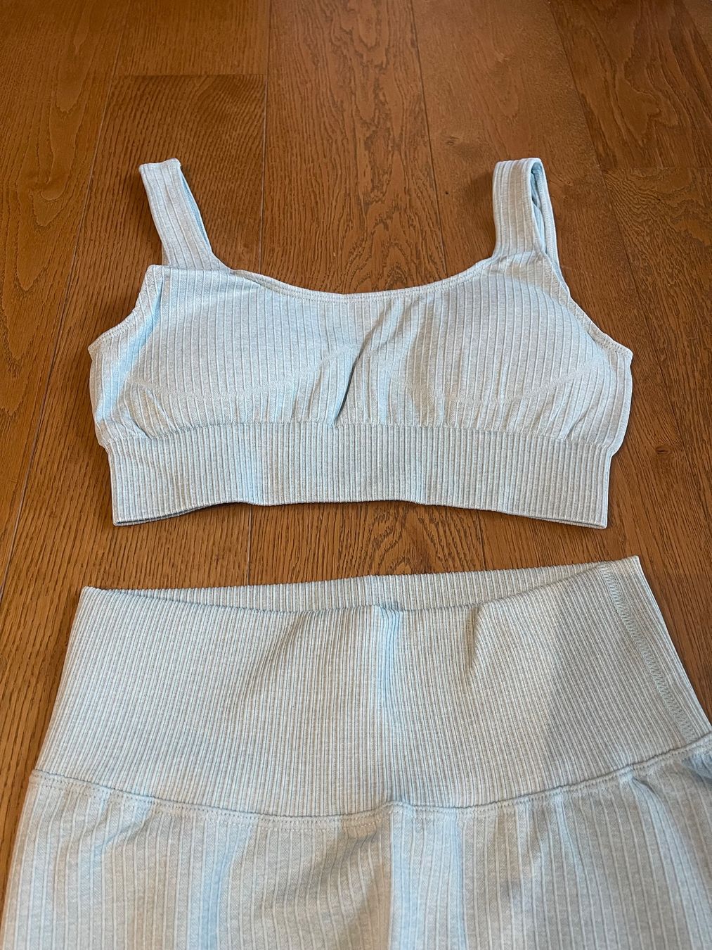 Leggings: Sport Set, hellblau, Gr. M gerippt, neu – Usato da Bassersdorf venduto da Sandy456 2