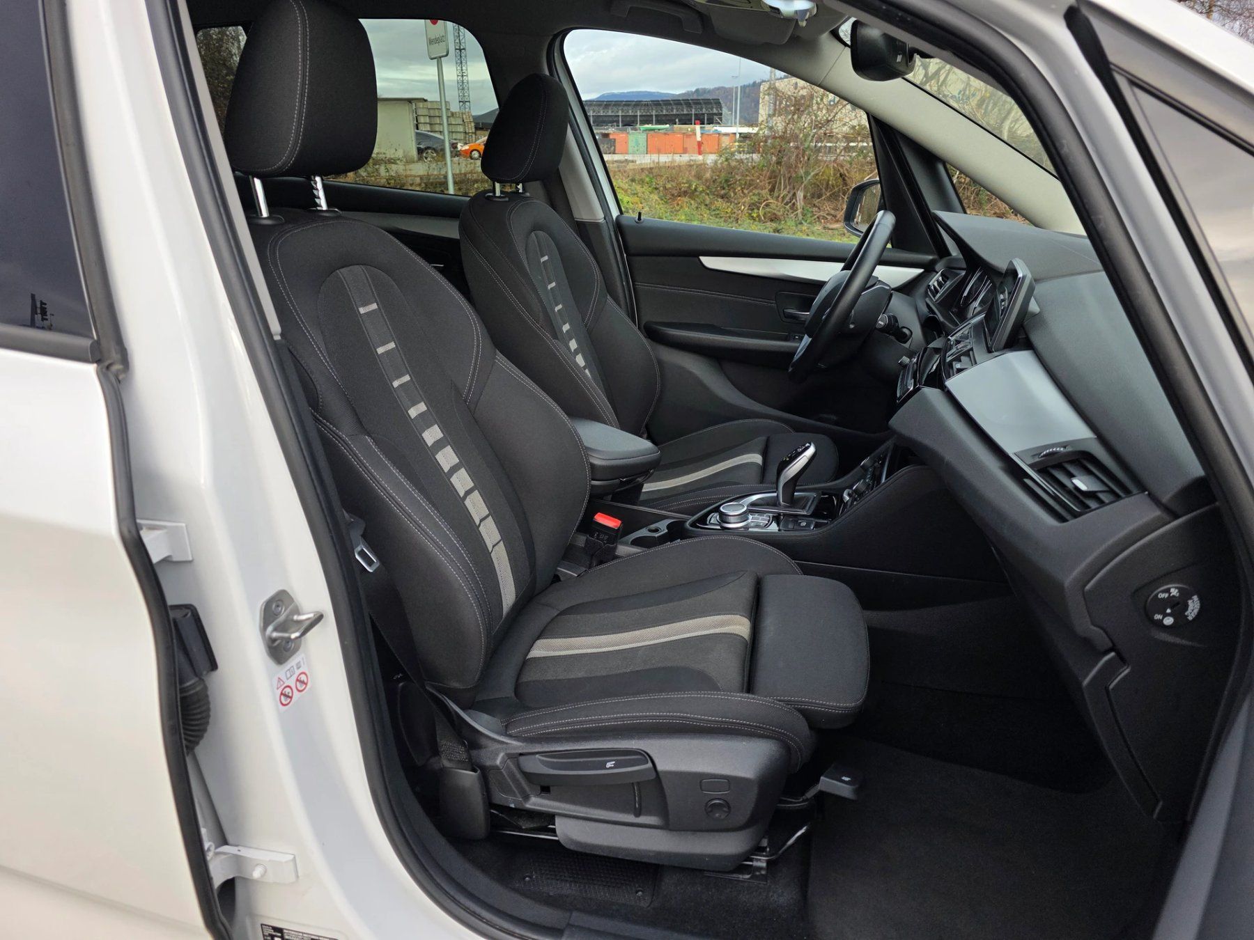 BMW Automobili: BMW 218d xDrive Gran Tourer Steptronic – Usato da Dietikon venduto da DIN_AP23 9