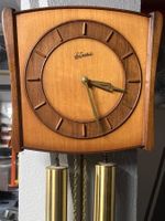 Wanduhr Le Castle Holz Pendeluhr