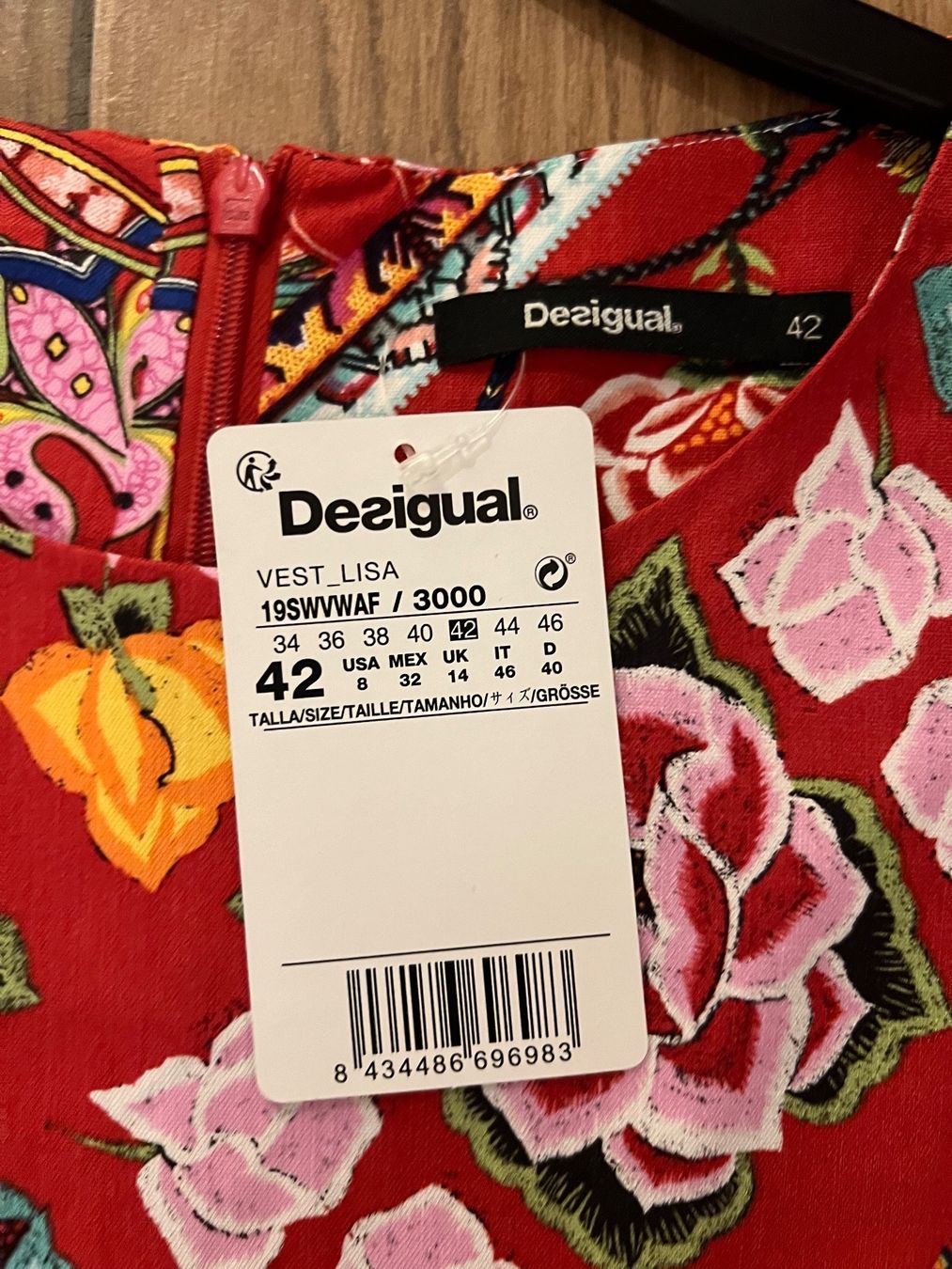 Desigual Vestiti: Kleid Desigual Gr 42 – Nuovo e nell'imballaggio originale da Hinwil venduto da jua_t8vd 1