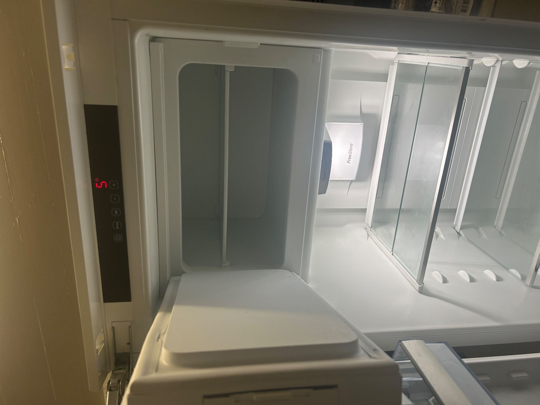 Electrolux Frigoriferi: Electrolux Kühlschrank – Usato da Zürich venduto da Barca10 1