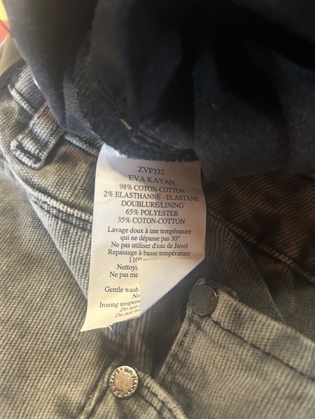 Pantaloni: Eva Kayan pantalon gris – Usato da Val-d'Illiez venduto da Dombou 2
