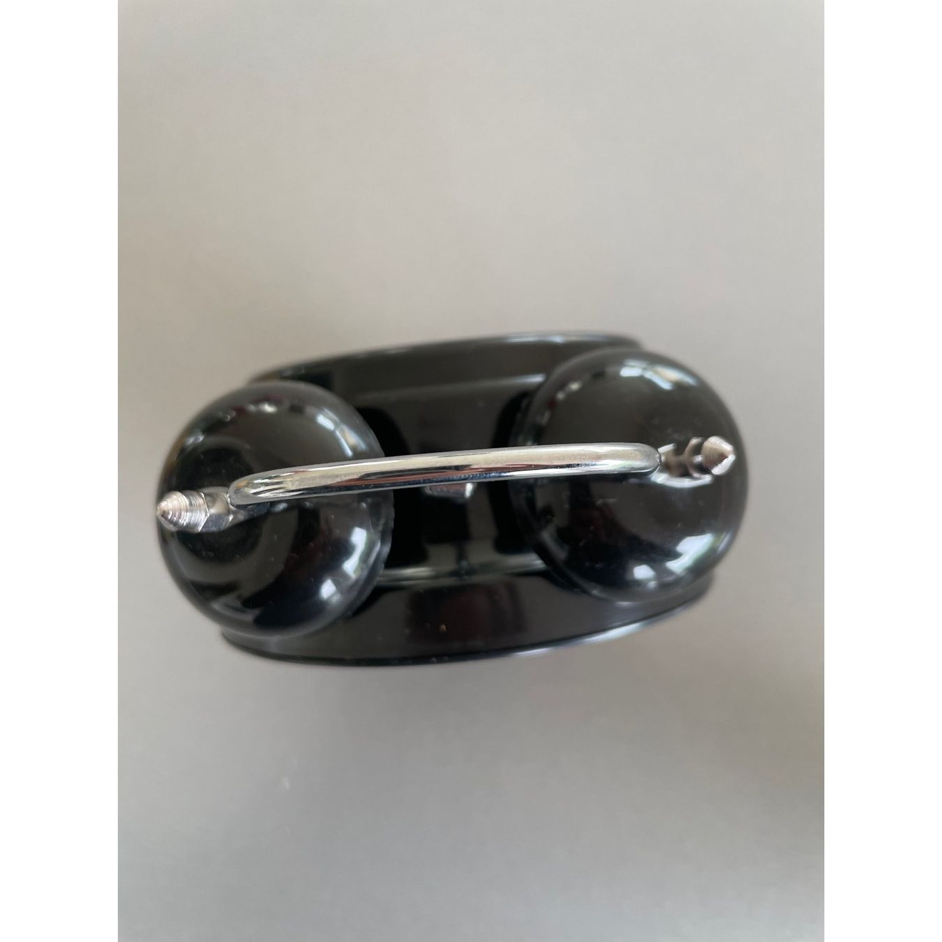Wecker: Wecker, Quarz, schwarz, Durchm. 9cm, H 17, B 12cm – Gebraucht aus Amriswil von fit8580 4