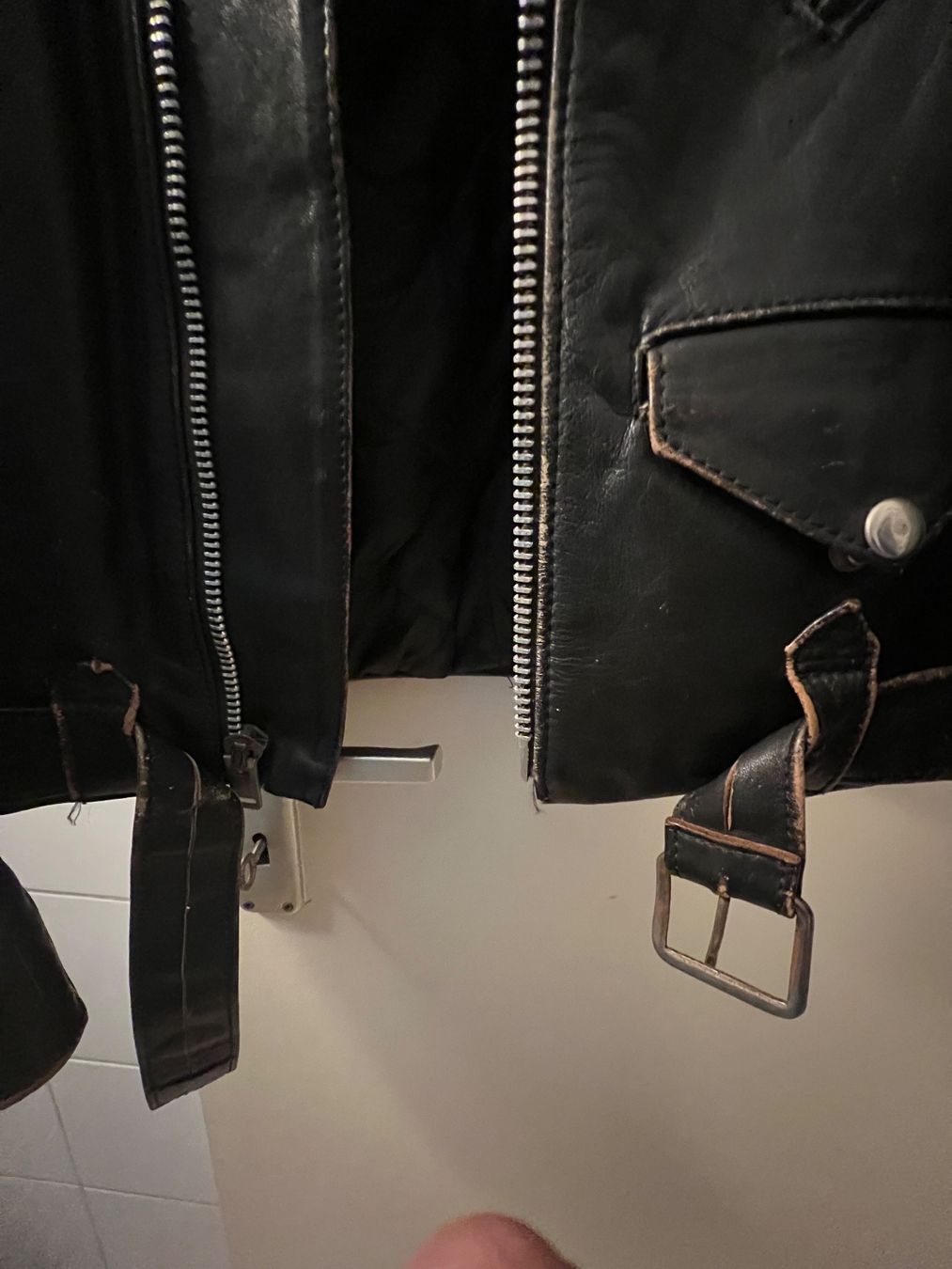 Giacche: Blouson Vintage véritable cuir (M)importé des US – Usato da Neuchâtel venduto da Goci07 2