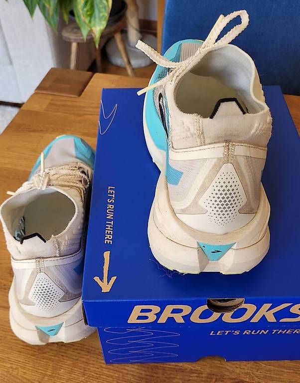 Scarpe da uomo: Chaussures trail BROOKS Cascadia Elite 43 – Usato da Belfaux venduto da Sebou2284 2