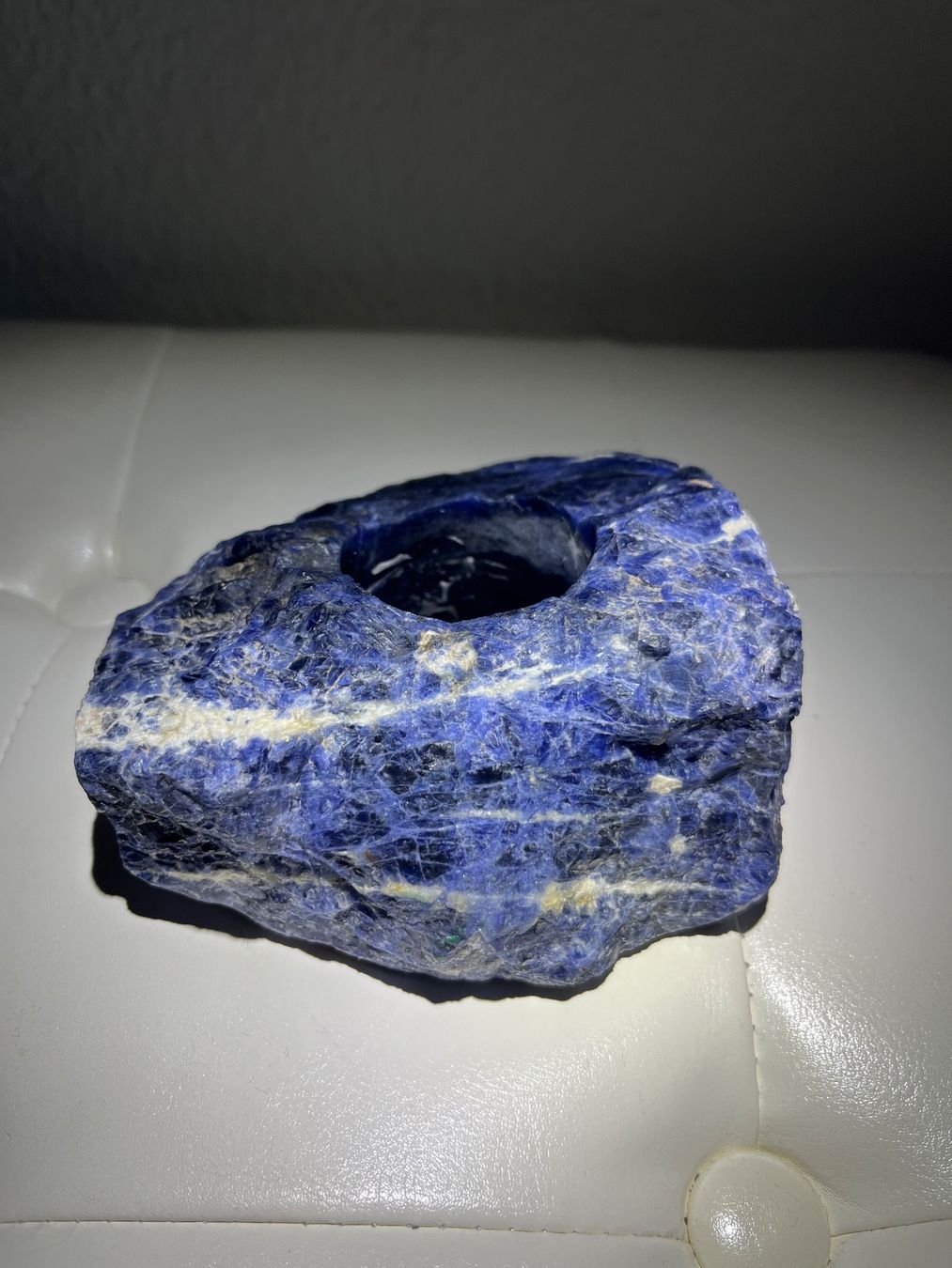 Minéraux & Lithothérapie: Sodalith Teelichthalter Brasilien – D'occasion à Männedorf par Maru83