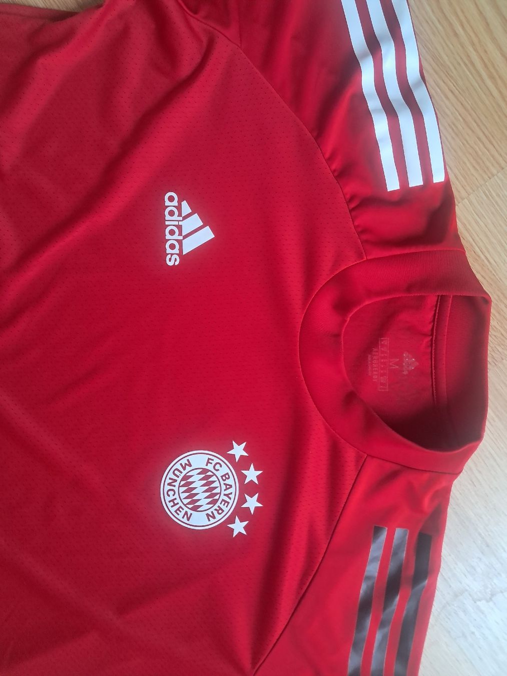 Adidas Maillots de corps & Pantalons: bayern münchen trikot – D'occasion à Biel/Bienne par sof_yx5y 1