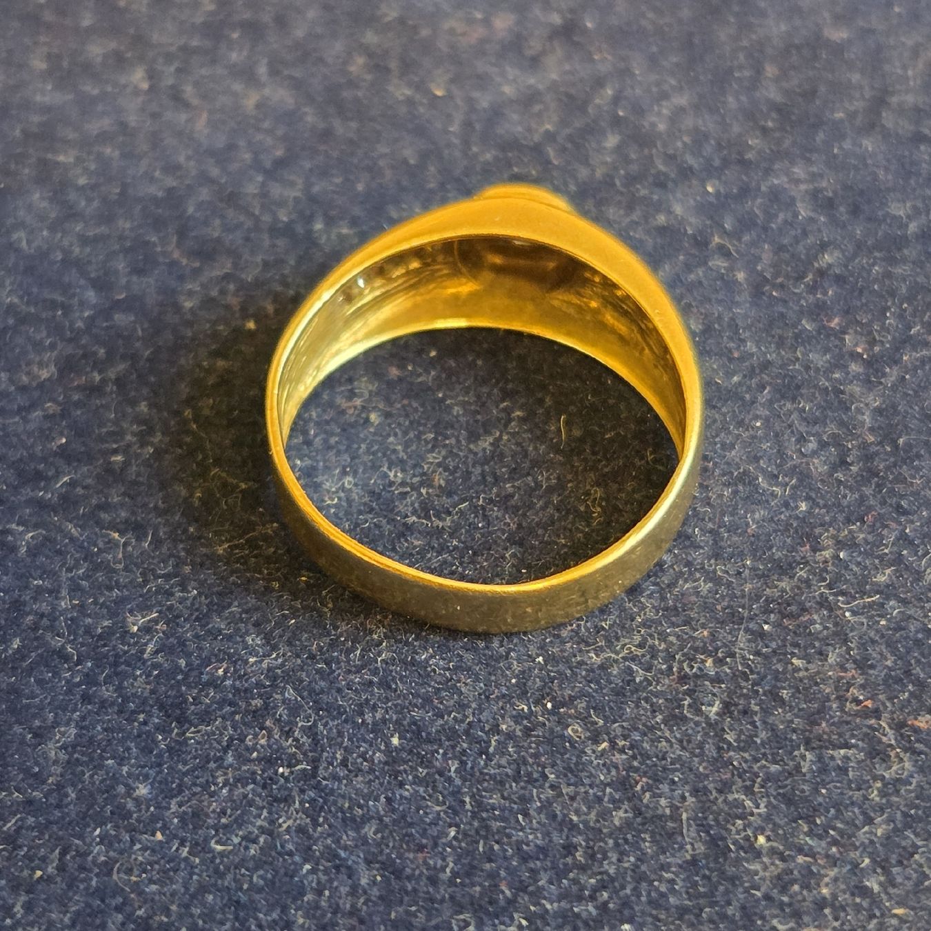 Bagues: Goldring Damen mit Stein – D'occasion à Stans par Ducati16 4