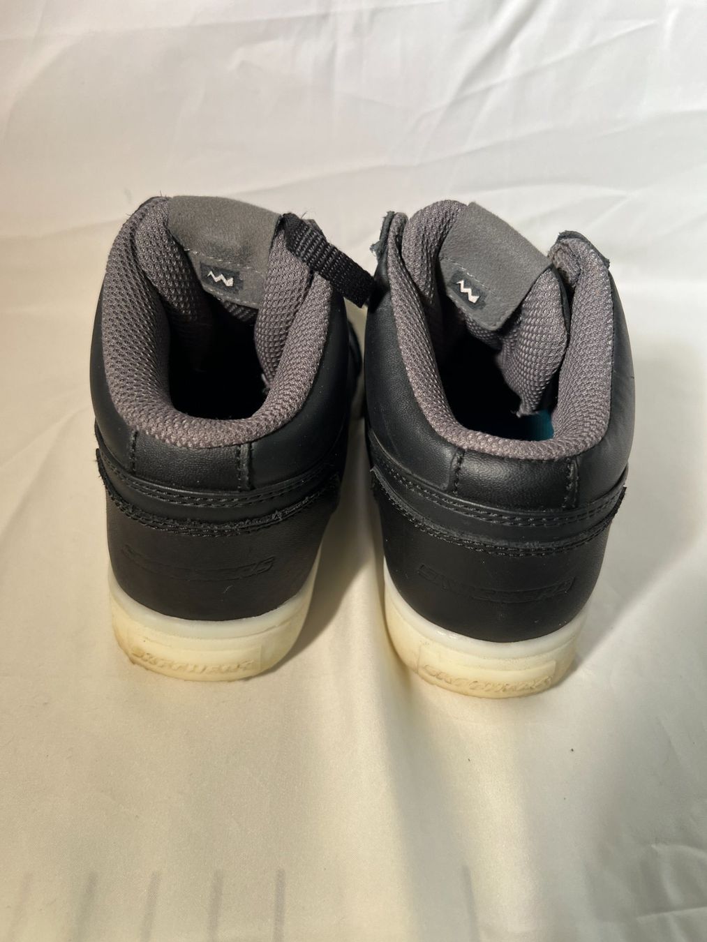 Skechers Schuhe für Jungen: Skechers Turnschuhe Grösse 29 – Gebraucht aus Zürich von Drahtzug 3