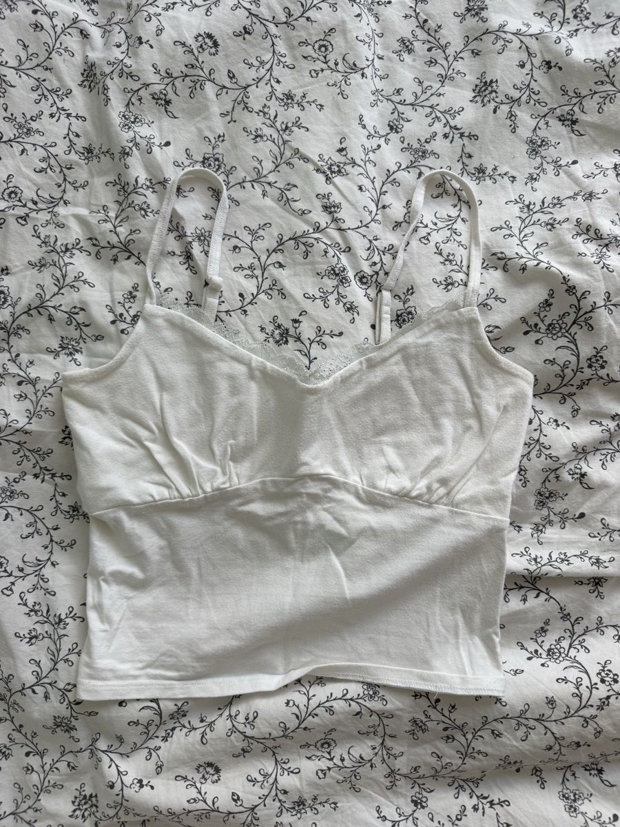 Hollister Top: Hollister Top – Usato da Unterägeri venduto da ann_x8pf