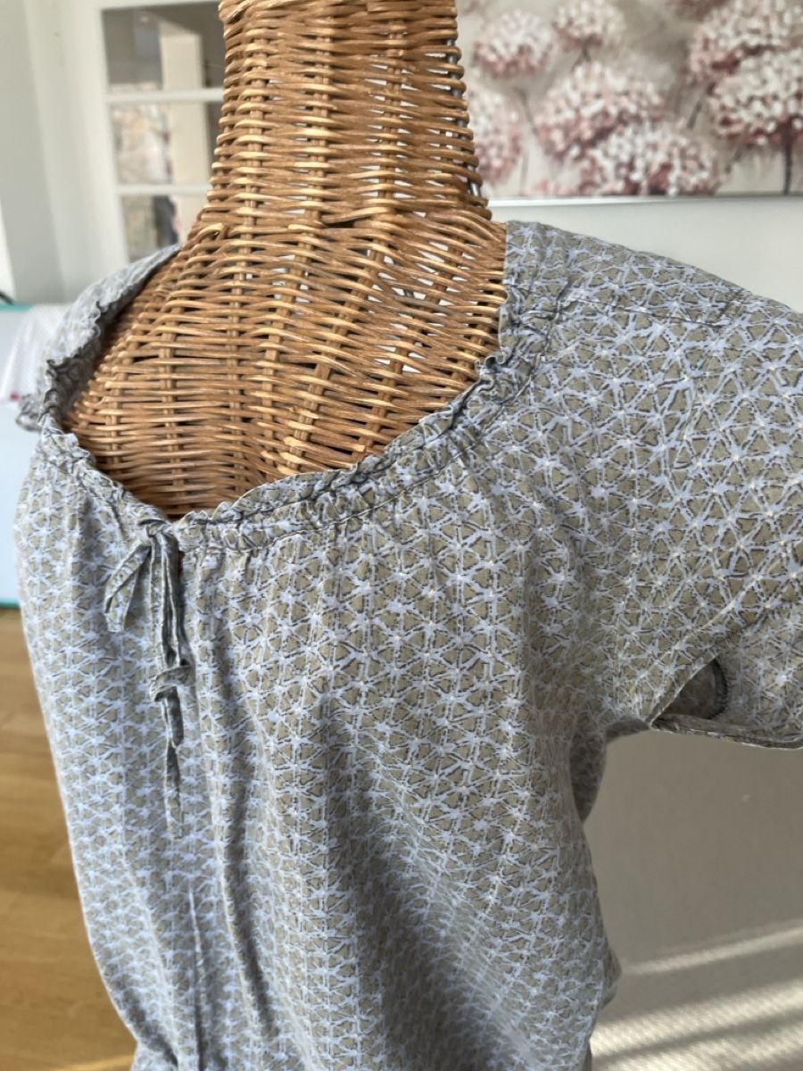 Maddison Blusen: Bluse von Maddison, 38 – Gebraucht aus Solothurn von Bobesch08 3