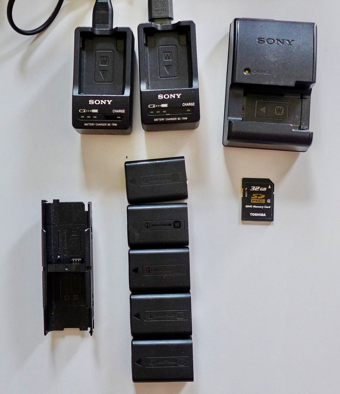 Sony Fotocamera: Sony Alpha 7R 2 Body Defekt ? – Difettoso da Wettingen venduto da Driver788 2