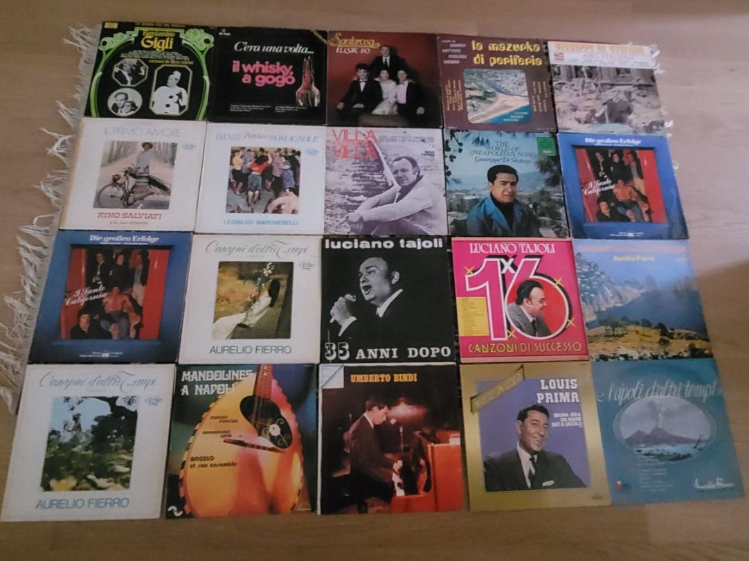 Dischi in vinile: 20 LP  Divers vieux Italien – Usato da Martigny venduto da MZ-67