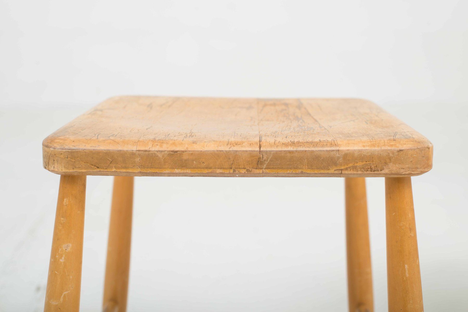 Sgabelli: Hagafors Hocker von Ilmari Tapiovaara – Usato da Zürich venduto da STUZH38 5