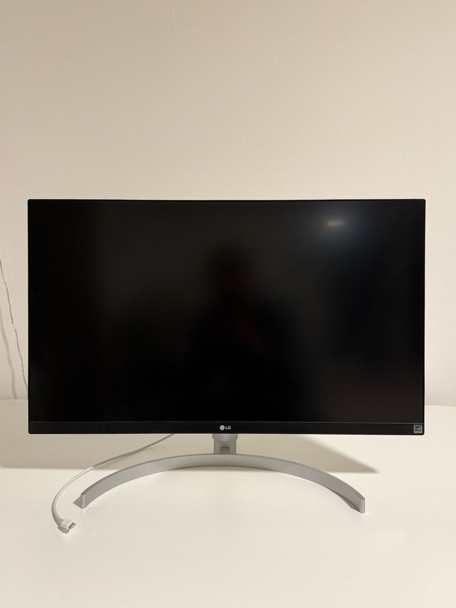 LG Monitor: LG 27" Bildschirm – Usato da Lenzburg venduto da and_5pq2 1