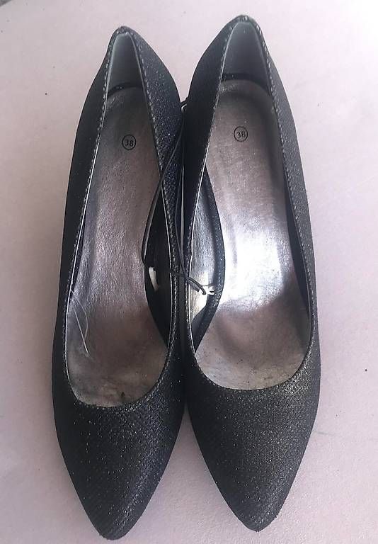 Chaussures femmes: Chaussures classiques et élégantes – Neuf avec emballage d'origine à Corseaux par ala_nv7t 1