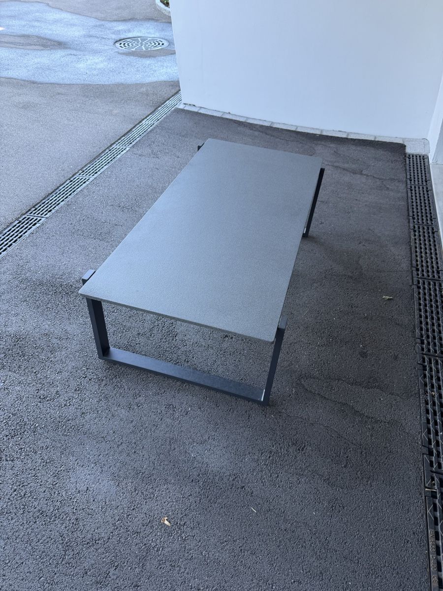 Tables: Lounge Tisch – D'occasion à Bronschhofen par Munggi69 2