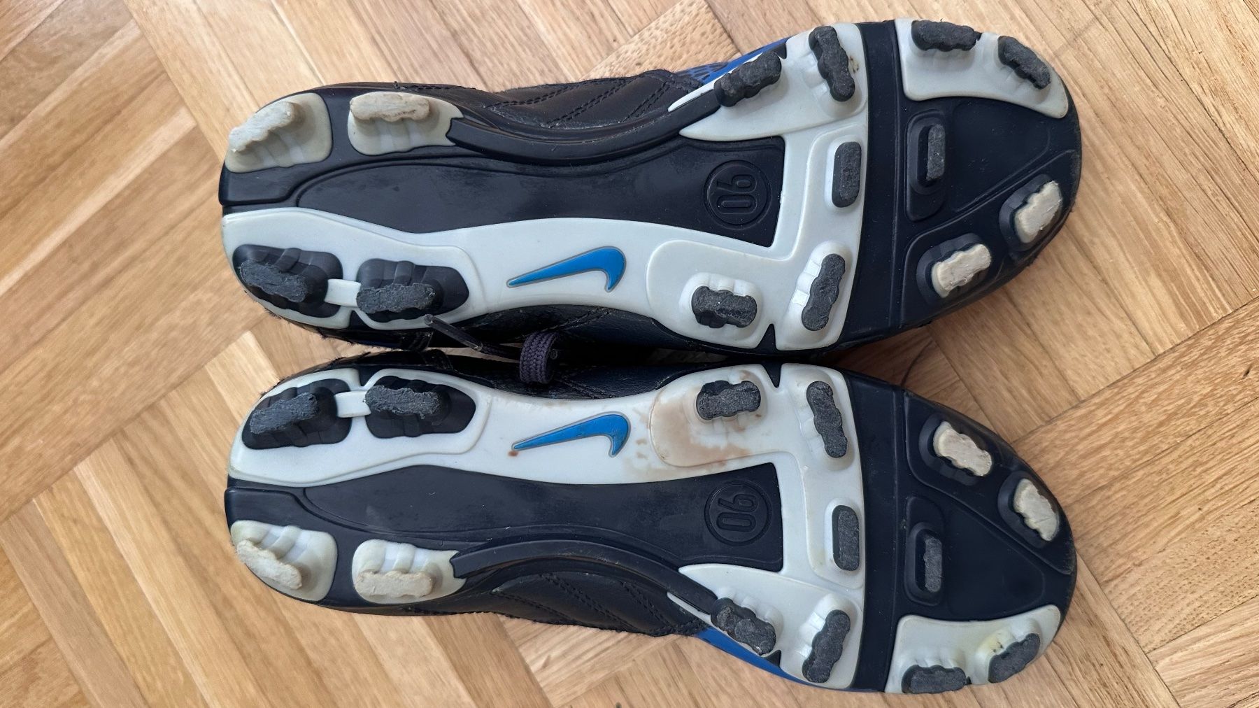 Nike Scarpe per ragazzi: Fussballschuhe Nike Grösse 32 – Usato da Schönenbuch venduto da marisli80 1