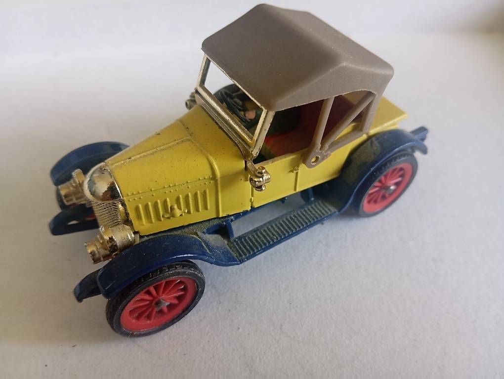 Dinky Toys Modellini d'auto: Dinky Toys Morris Oxford – Usato da Basel venduto da Petergunn