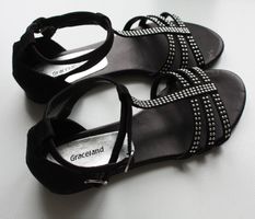 Sandalen schwarz mit Nieten Graceland Grösse 38 guter Zus...