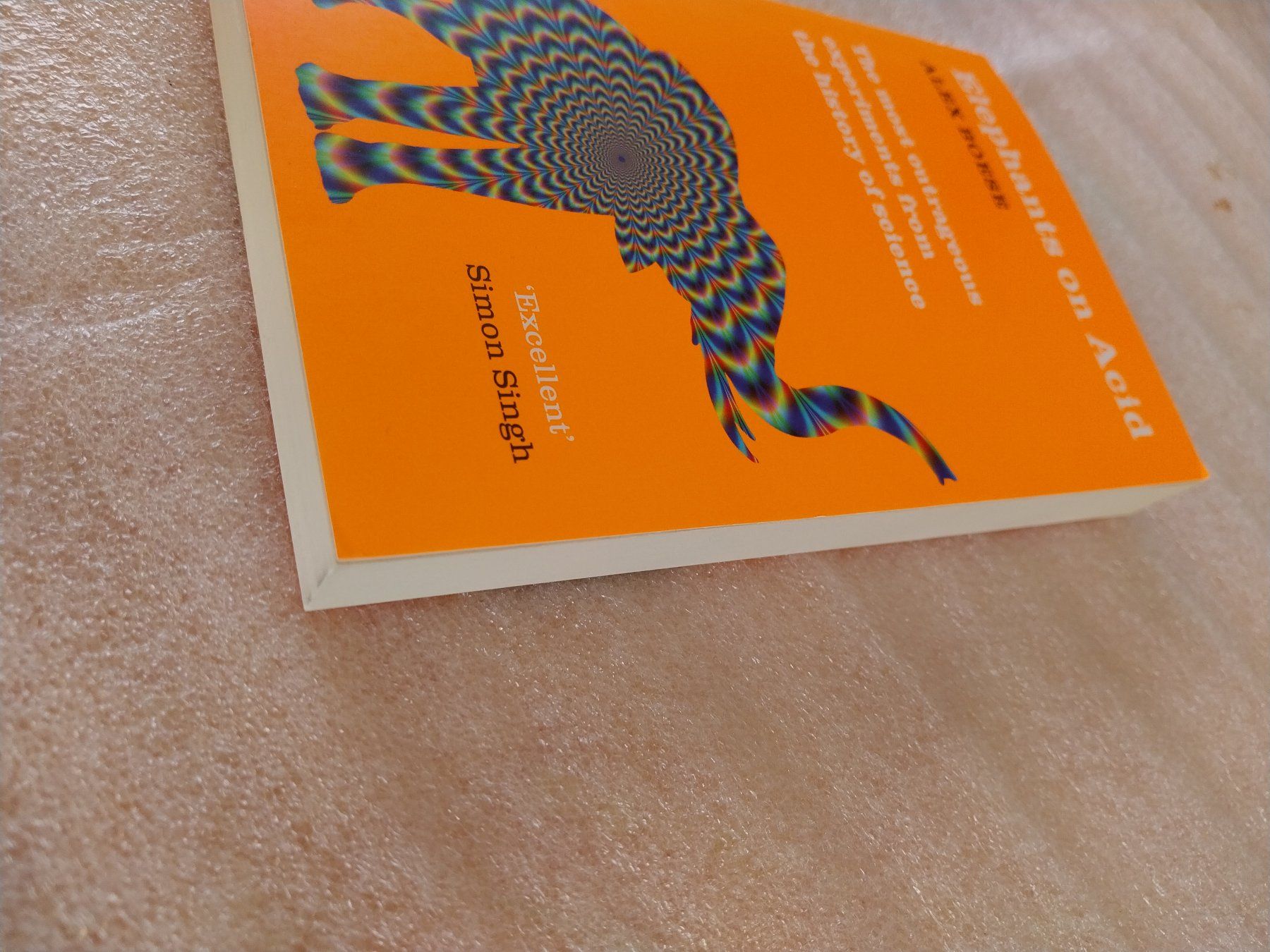 Libri: Elephants on Acid  Boese Alex – Usato da Schwaderloch venduto da bademeister79 2