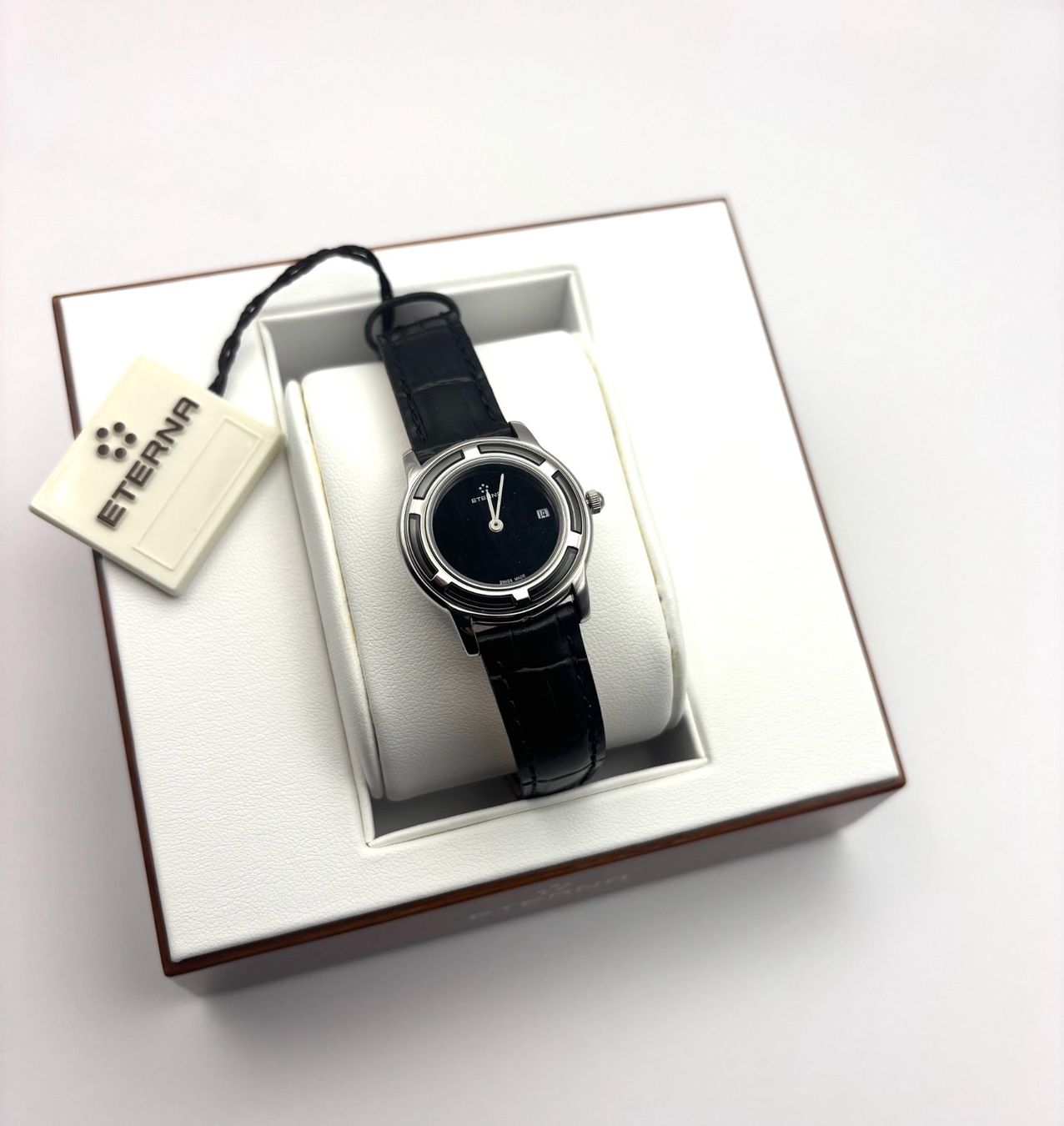 Eterna Orologi: ETERNA LADY GALAXIS DAMENUHR SCHWARZ NEU – Nuovo e nell'imballaggio originale da Gerlafingen venduto da Tsuru