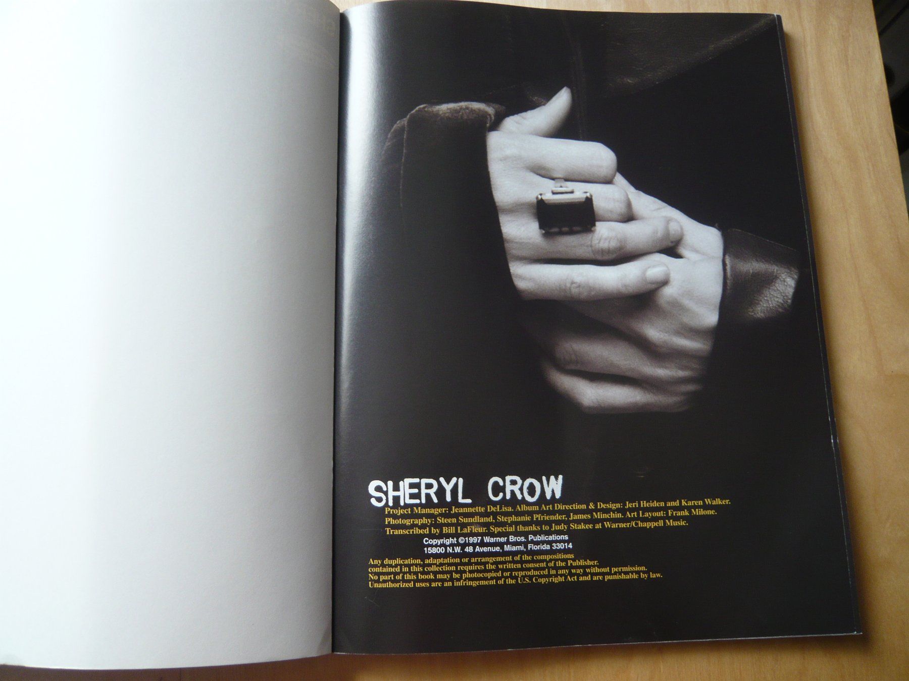 CD: SAMMLUNG 7CD SHERYL CROW & SONG Book – Usato da Winterthur venduto da Cajun 5