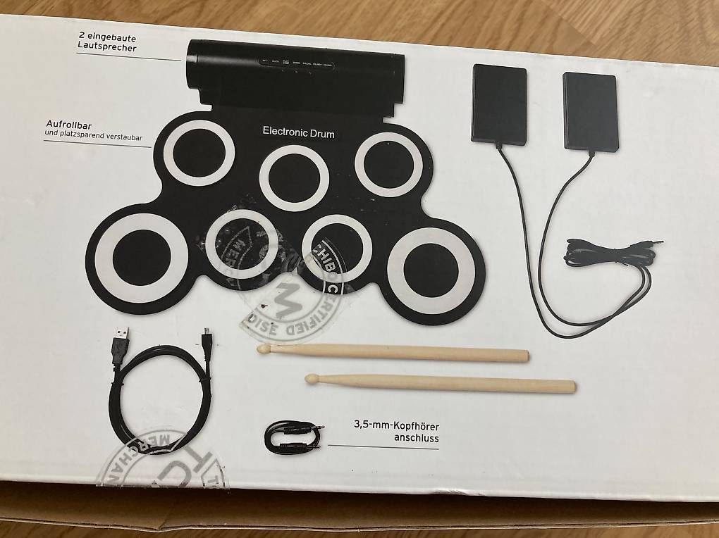 Strumenti musicali: Set de batterie électronique compact – Usato da Commugny venduto da phi_8kvd 2