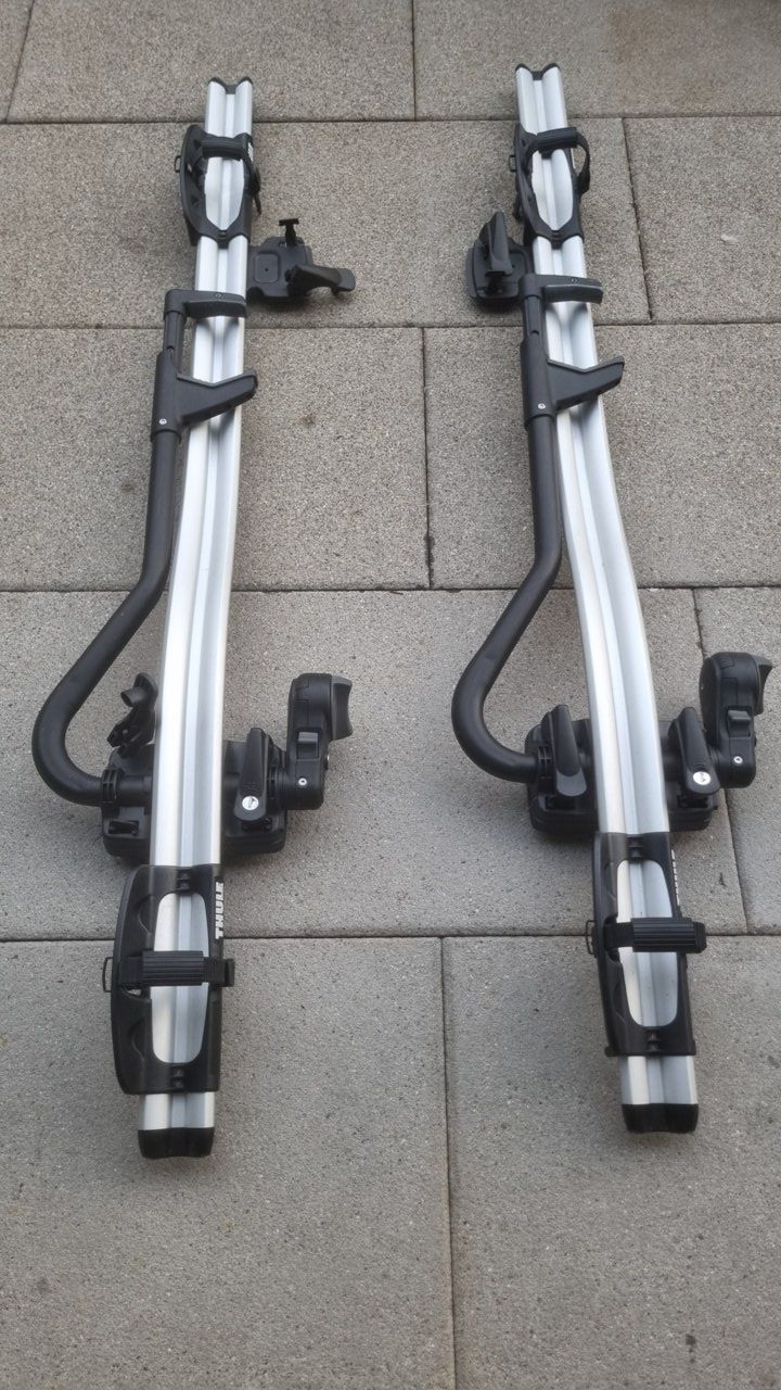 Thule Barres de toit: Thule Fahrradträger 2 Stück – D'occasion à Winterthur par bli_lgw5
