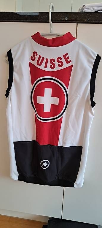 Gilets & Westen: Assos Nati-Gilet Gr. L – Gebraucht aus Brunnen von Rodge 2