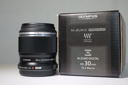 Olympus M.Zuiko Digital ED 30mm f/3.5 Macro