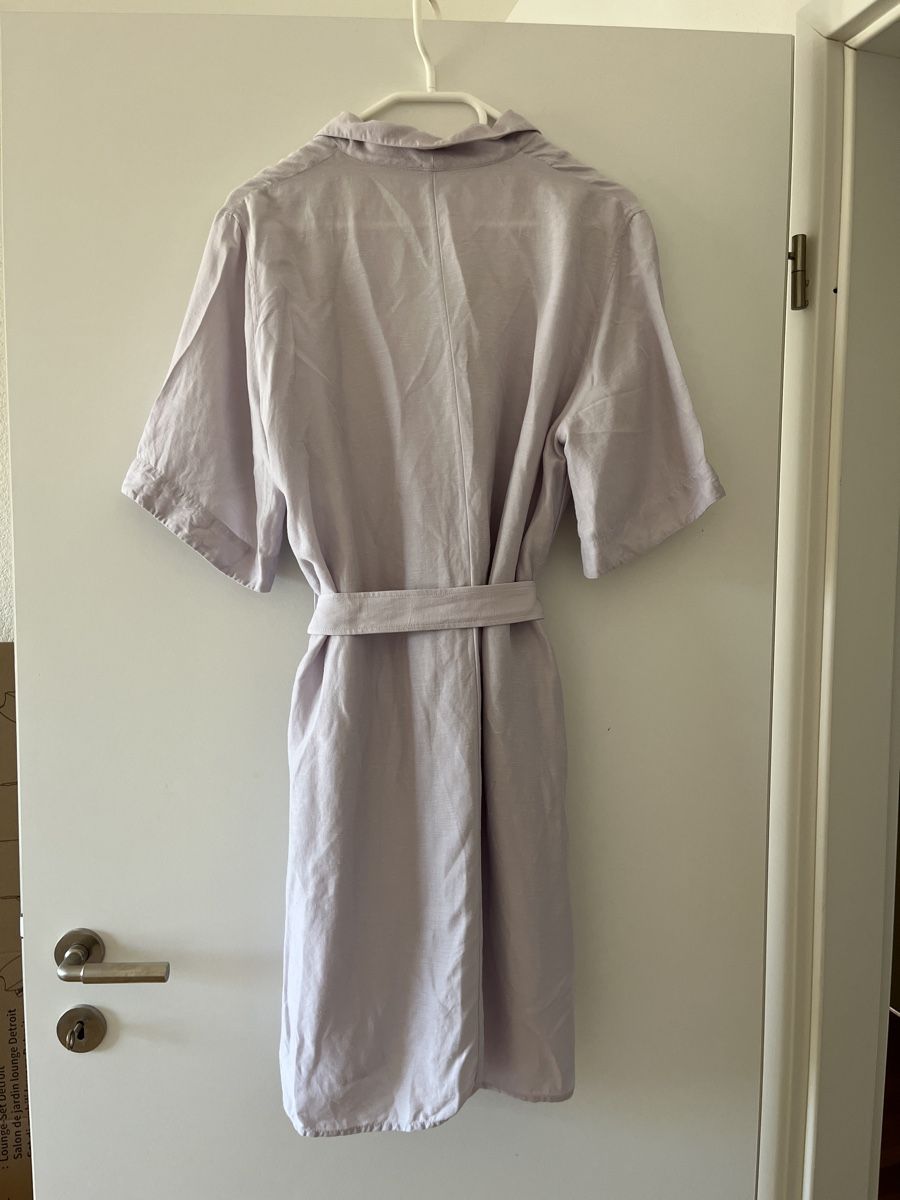 Arket Robes: Leinenkleid in Flieder   – Neuf (Voir description) à Allschwil par MaloseS08 3