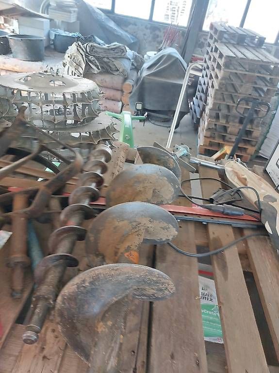 Tous les outils: Erdlochbohrer alt – D'occasion à Erlinsbach SO par roman728 1
