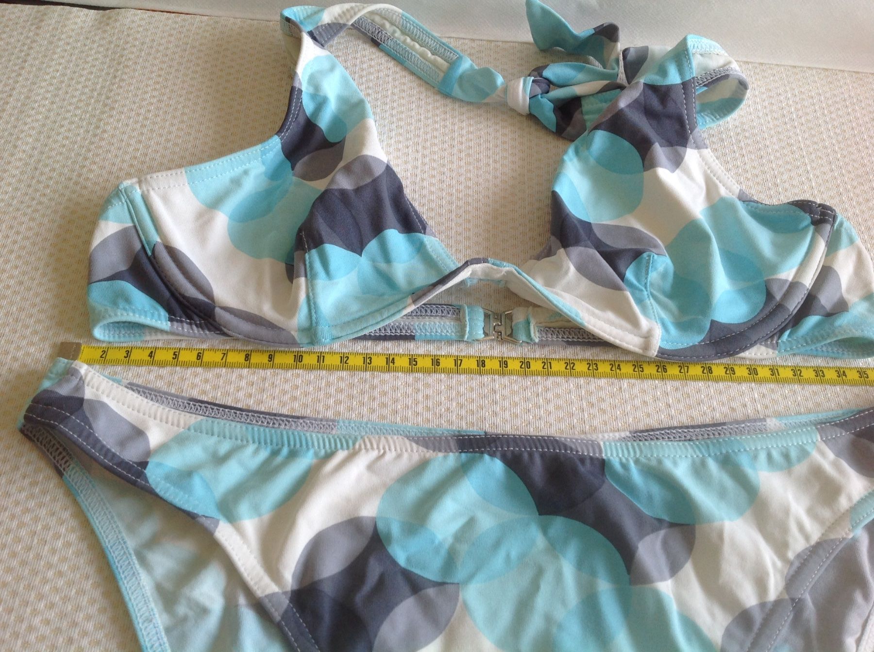 Badekleider & Bikinis: Kiwi - Bikini - turquoise - 40 – Gebraucht aus Sion von accroshoes 1