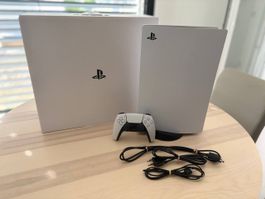 PS5 Disc Edition 825 GB + Controller + Box + HDMI + USB