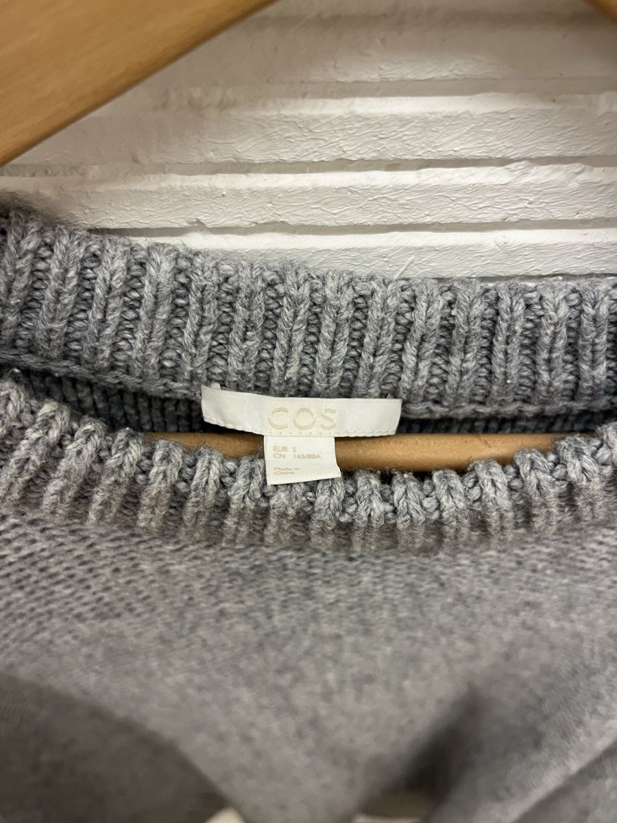 Cos Maglioni & Felpe: COS Pullover Grau Grösse S – Usato da Meilen venduto da jes_c25c 2