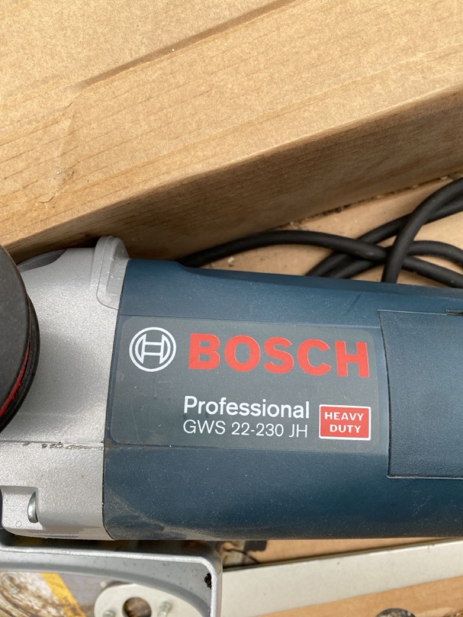 Bosch Tutti gli attrezzi: Winkelschleifer gross – Usato da Oberdiessbach venduto da Ldi17 2